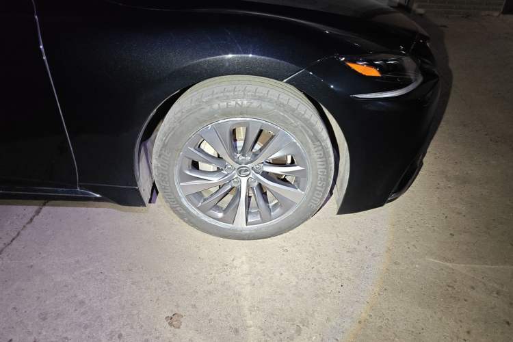 Used Lexus LS 2018 500h Premier Edition China V Standard
