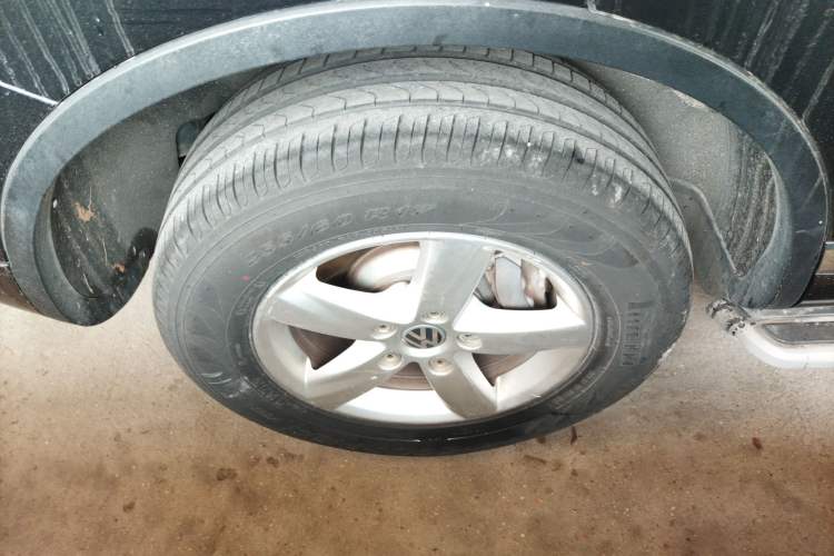 Used Volkswagen Touareg 2011 3.0 TSI Comfort Version