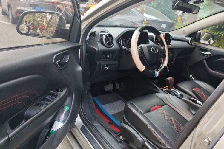 Used Soueast DX3 2018 1.5T CVT Luxury Model Driver Seat