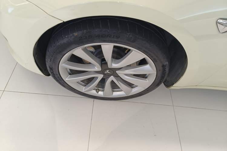 Used Tesla Model 3 2019 Standard Range Rear-Drive Upgraded Version
