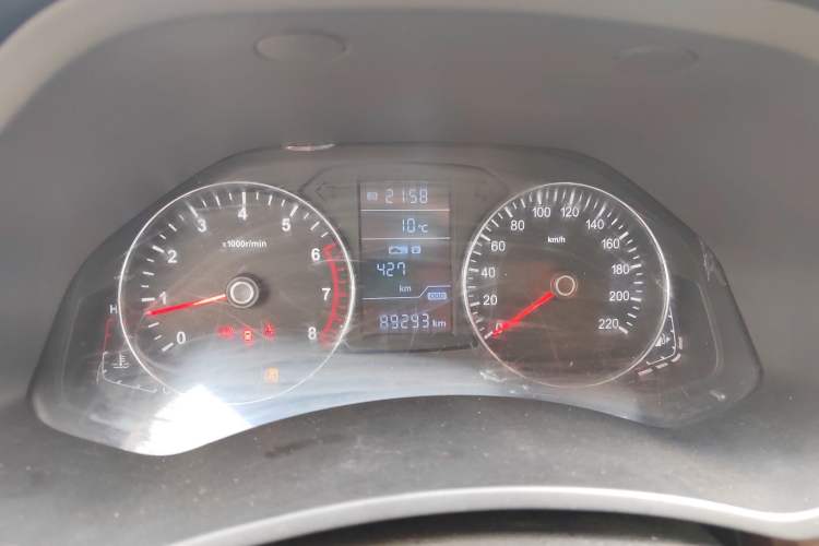 Used FAW Senya R7 2017 1.6L Manual Luxury Model
