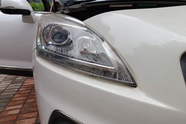 Used Peugeot 3008 2015 2.0L Manual Classic Edition
