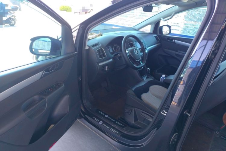 Used Volkswagen Sharan 2018 380TSI Comfort Edition 6-Seater Driver Seat