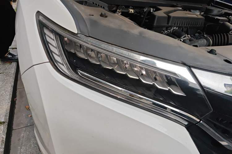 Used Honda UR-V 2017 240TURBO Two-Wheel Drive Luxury Edition China VI
