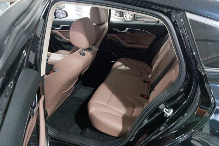 Used Bestune B70 2024 Dragon Edition 1.5T Leading Model