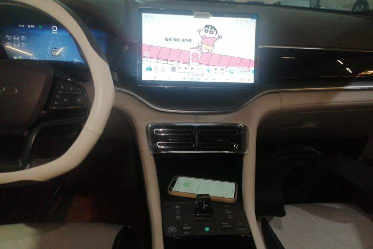 Used BYD Song PLUS New Energy 2025 EV 520km Luxury Version Audio And AC Panel