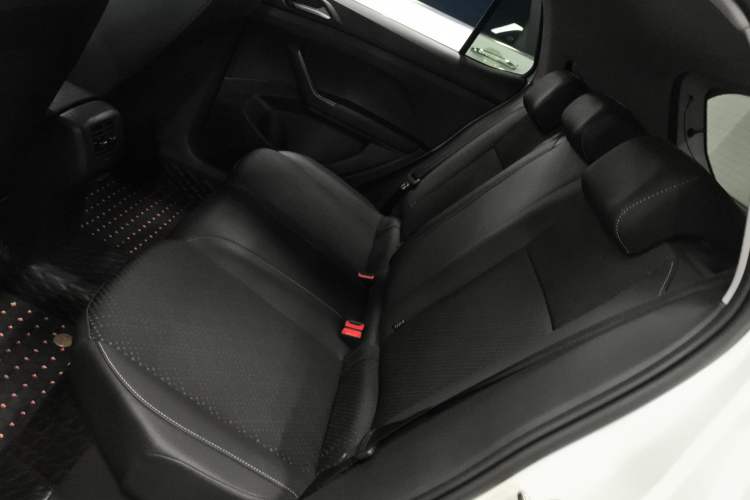 Used Volkswagen Tacqua 2021 1.5L Automatic Yue Zhi Lian Edition Left Rear Seat