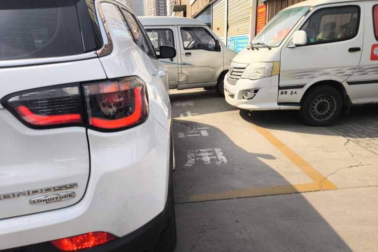 Used Jeep Compass 2017 200T Automatic Family Edition