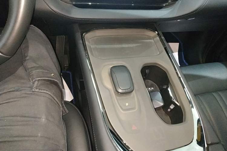 Used Zeekr 009 2022 WE Edition
