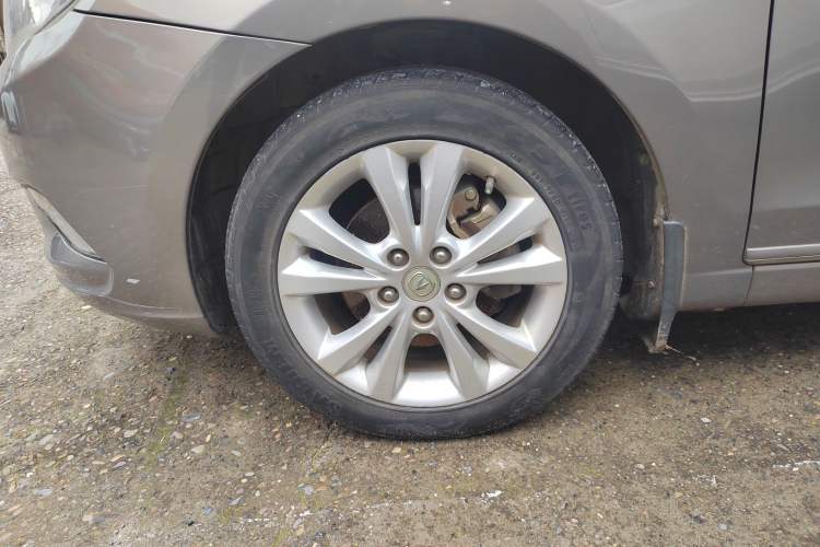 Used CHANGAN Eado 2014 1.6L Manual Luxury Model
