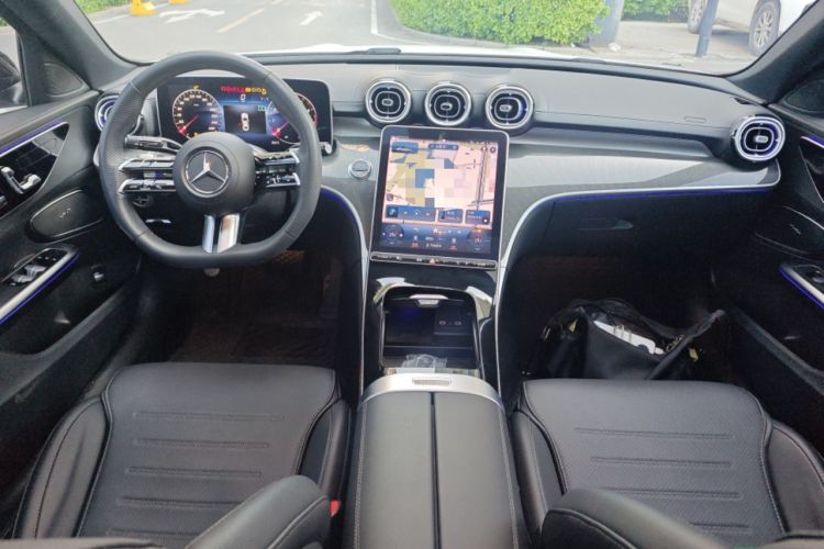 Used Mercedes-Benz C-Class 2023 Restyled C 260 L Sport Edition Center Console