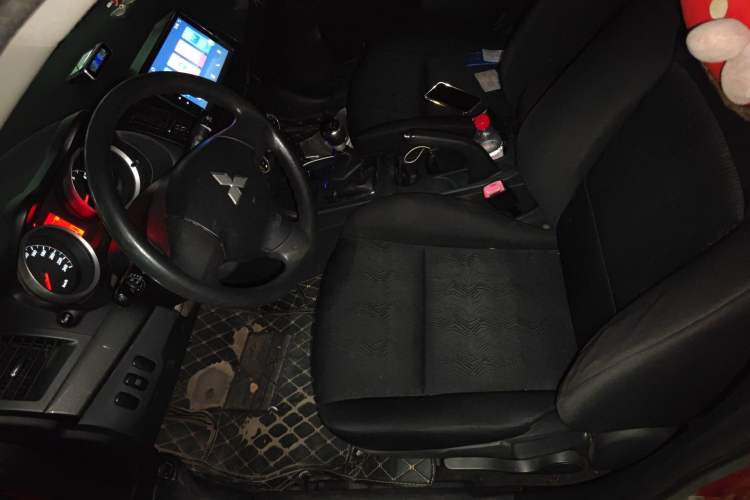 Used Mitsubishi Lancer EX 2012 Xinyuan Edition 2.0L Manual Comfort Model Left Front Seat