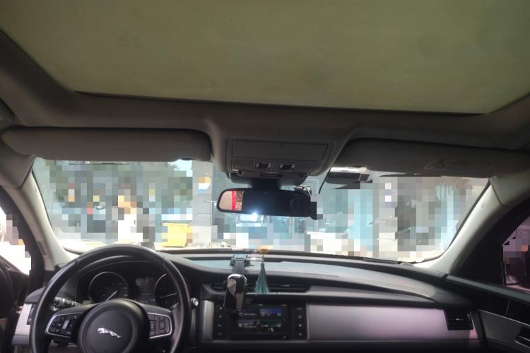 Used Jaguar XF 2016 XF 2.0T Two-Wheel-Drive Luxury Edition