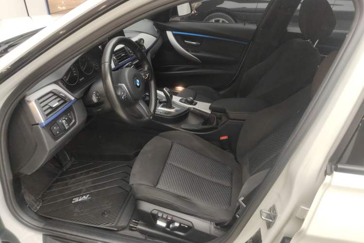 Used BMW 3 Series 2018 320i M Sport Package