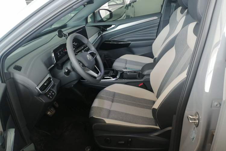 Used Volkswagen ID.4 CROZZ 2024 Pure Edition Limited Edition Left Front Seat