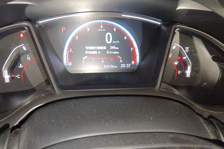 Used Honda Civic 2021 HATCHBACK 220TURBO CVT Trendy Cool Edition Odometer Close Up