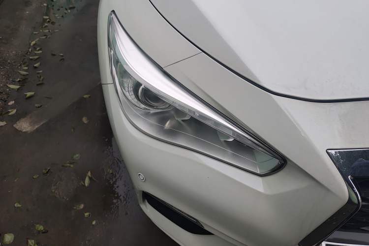 Used Infiniti Q50L 2018 2.0T Comfort Edition China VI Standard
