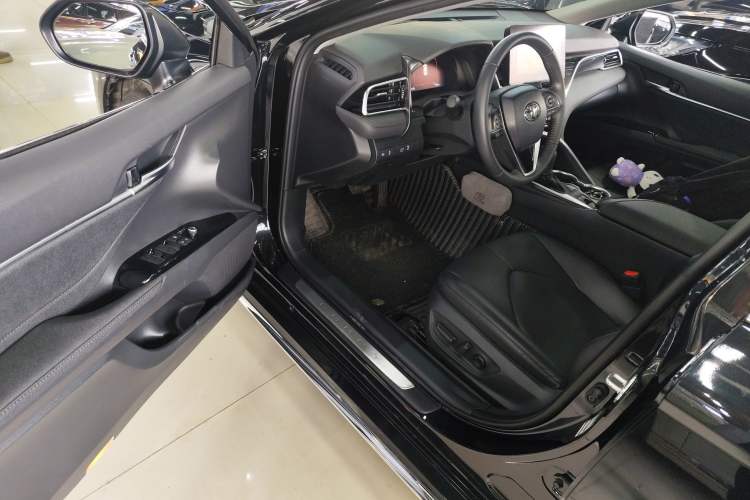 Used Toyota Camry 2023 Dual-Motor 2.5HG Luxury Edition