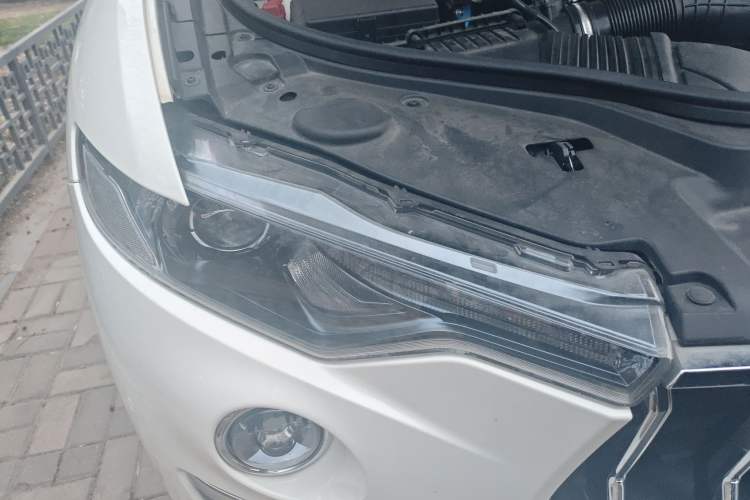 Used Maserati Levante 2022 2.0T GT Sharp Edition Right Front Headlight