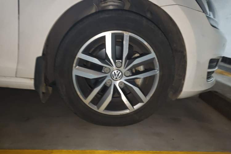 Used Volkswagen Golf 2014 1.4TSI Automatic Flagship Model
