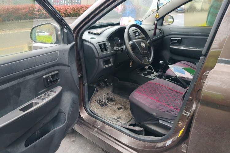 Used Dongfeng Fengon 330 2014 1.3L Manual Utility Version DK13-07 Driver Seat