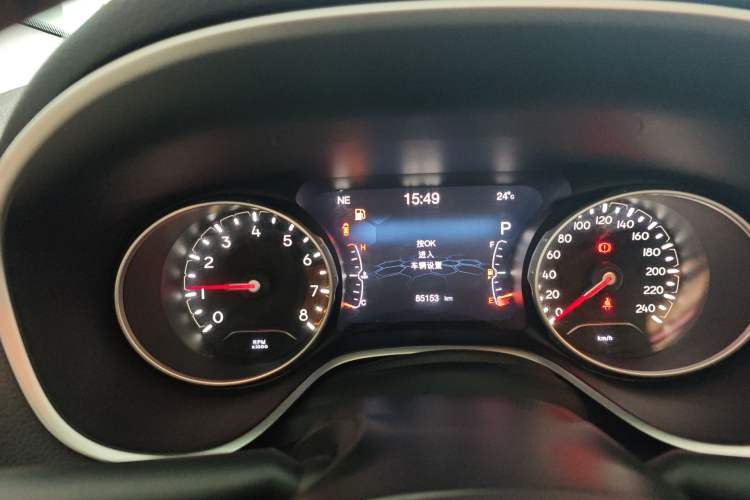 Used Jeep Compass 2017 200T Automatic Family Edition
