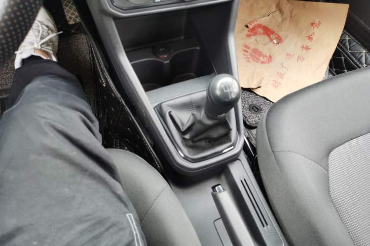 Used Volkswagen Jetta 2017 1.4L Manual Fashion Edition Gear Lever