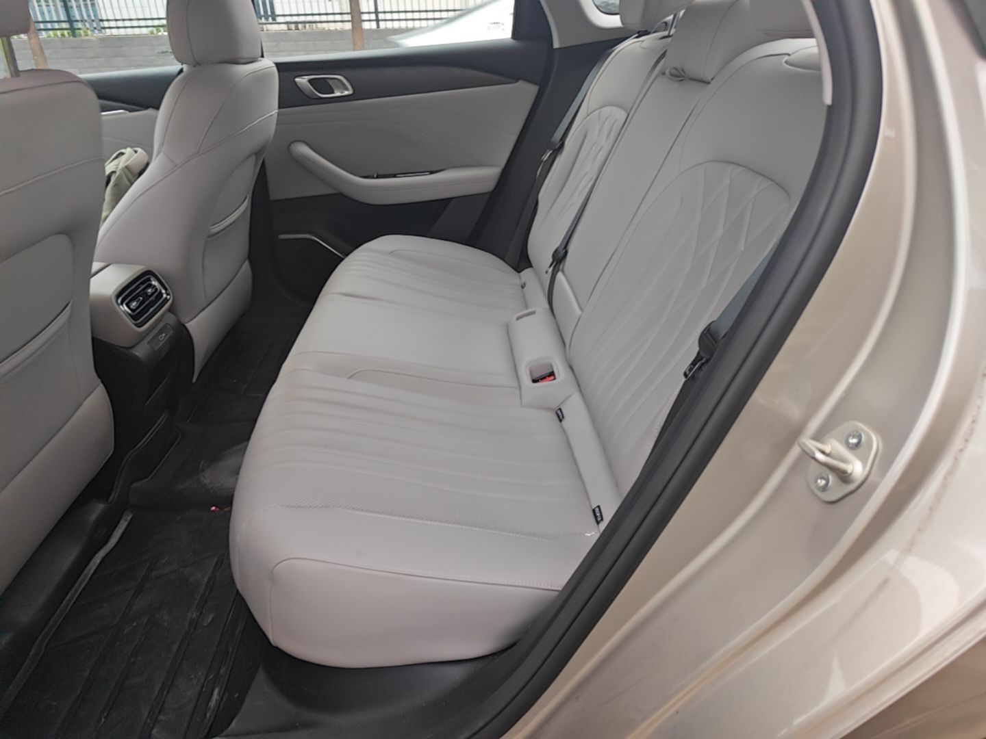 Geely Galaxy Stellar 6 2026 Model 125km Exploration+ Edition — снимка 20
