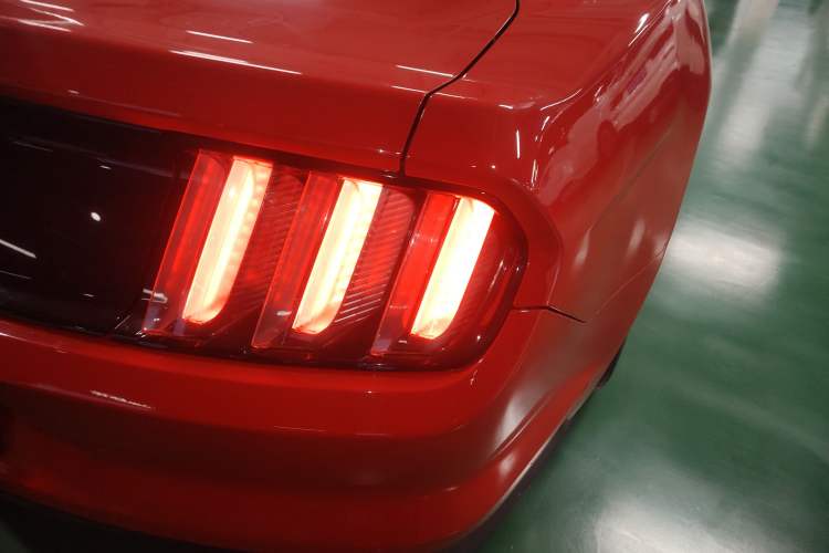 Used Ford Mustang 2016 2.3T Performance Edition Right Rear Taillight