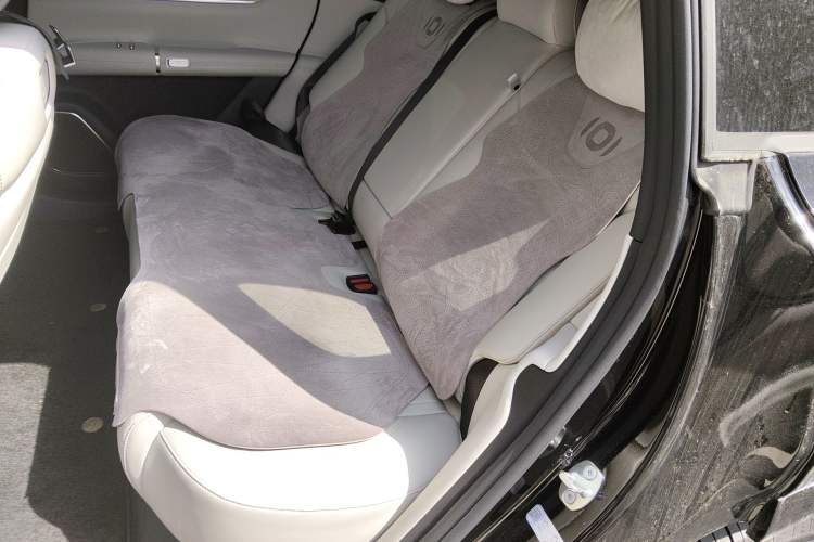 Used CHANGAN NEVO Q07 2025 215 Prestige Edition Left Rear Seat