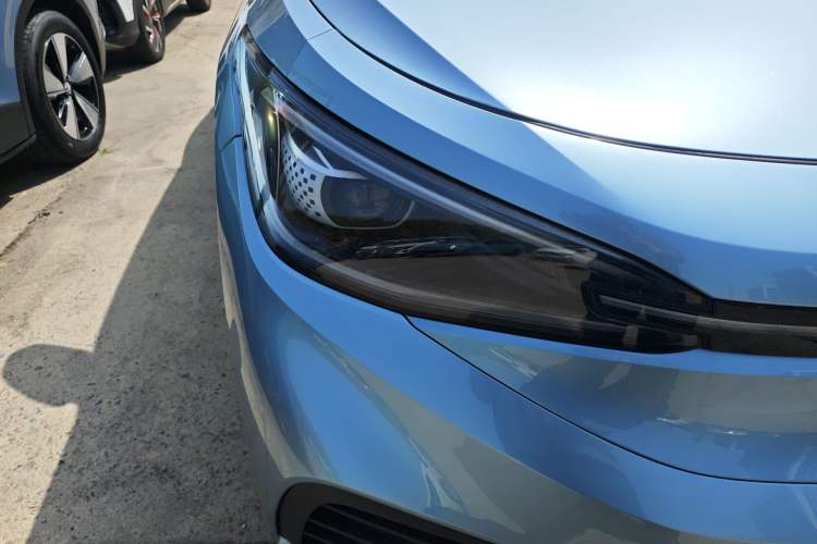 Used Volkswagen ID.4 X 2024 Pure & Smart Edition Right Front Headlight