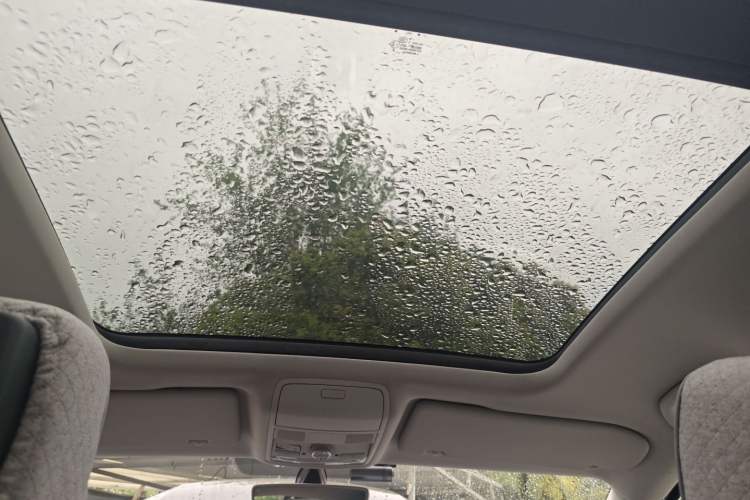 Used Volkswagen Sharan 2016 280TSI Enjoyment Model 7-Seater
