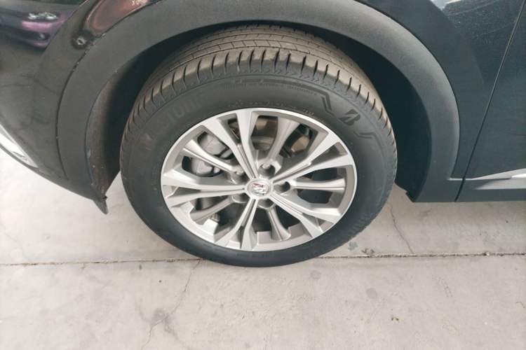 Used Buick Envision 2023 Encore Plus 652T Five-Seat Luxury Model