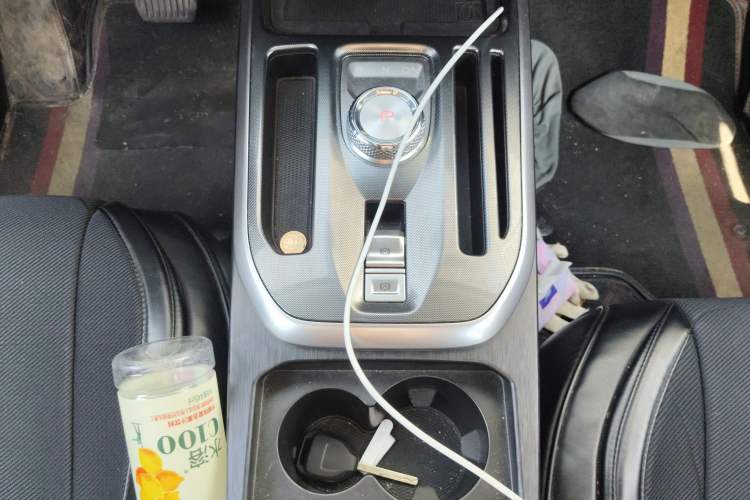 Used Haval JOLION 2021 1.5T Automatic Grand Three-Volume Version Gear Lever