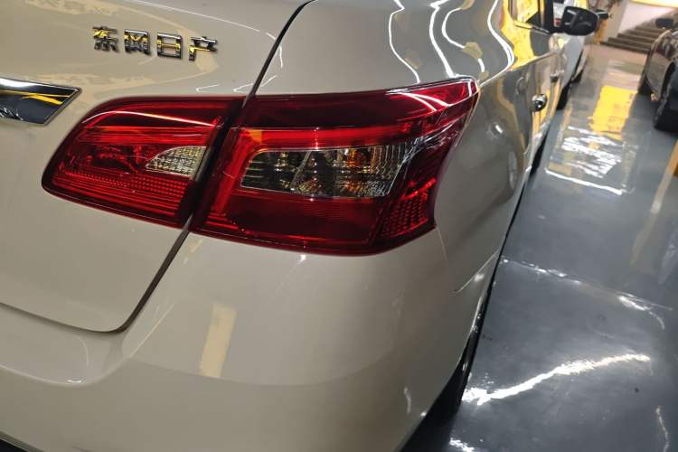 Used Nissan Sylphy 2024 Classic 1.6XE CVT Comfort Edition Right Rear Taillight