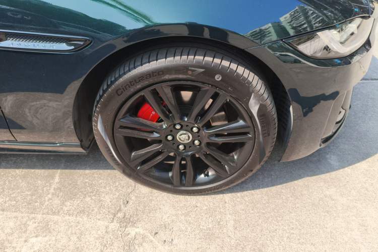 Used Jaguar XEL 2025 2.0T 250 PS R-DYNAMIC 90th Anniversary Edition