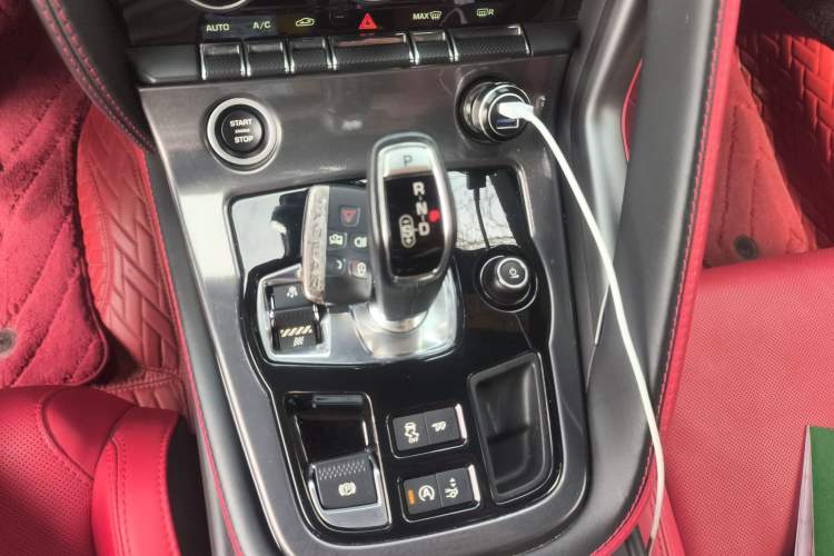 Used Jaguar F-TYPE 2021 P300 Rear-Drive First Edition Hardtop Version Gear Lever