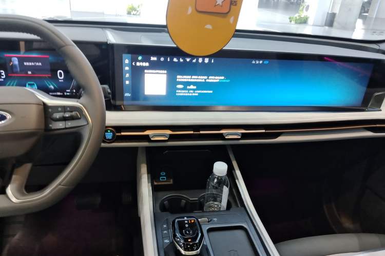 Used Ford Edge 2023 Ford Explorer L 2.0T EcoBoost Four-Wheel Drive 7-Seater Supreme Model