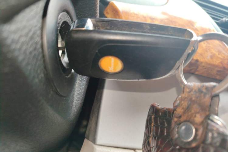 Used SAIC MAXUS G10 2014 2.0T Automatic Fashion Edition Vehicle Key