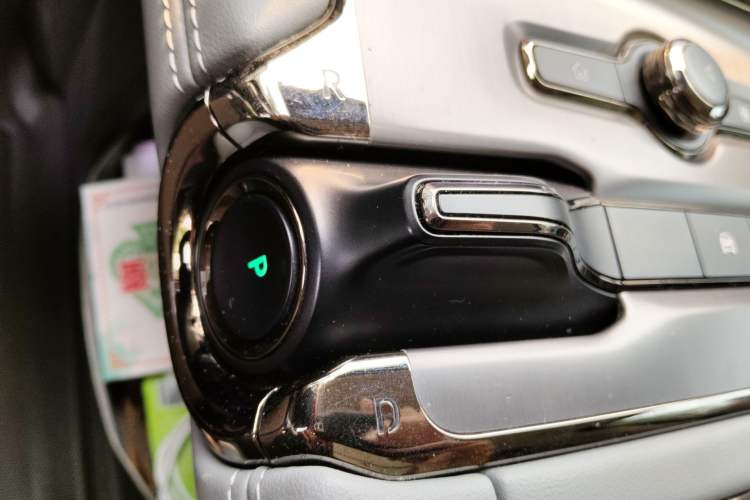 Used Nio ES6 2020 420 km Sport Edition Gear Lever