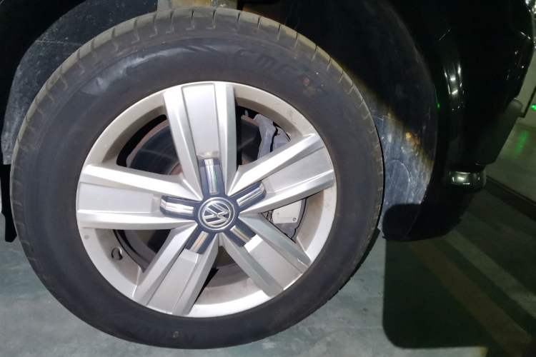 Used Volkswagen Caravelle 2018 2.0 TSI Four-Wheel Drive Comfort Edition 8 Seats
