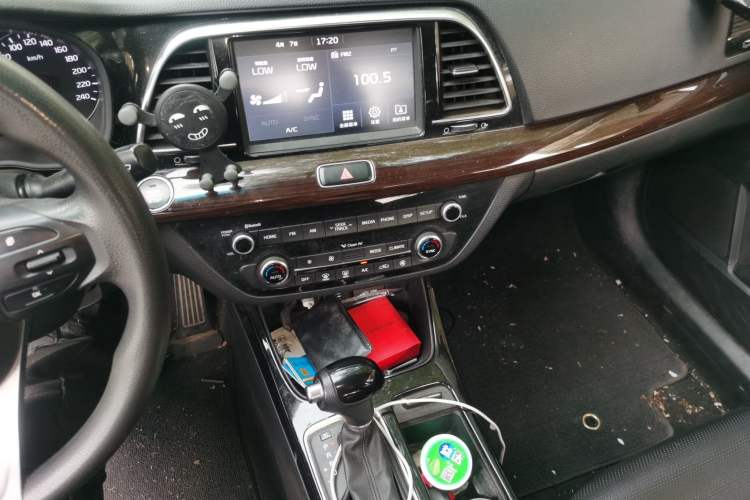 Used Kia K3 (Kai Shen) 2017 1.8L Automatic GLS Audio And AC Panel