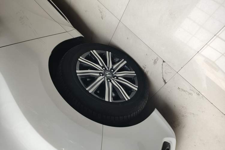 Used Honda Odyssey 2024 2.0L eHEV Sharp & Enjoy Edition Left Front Wheel Hub