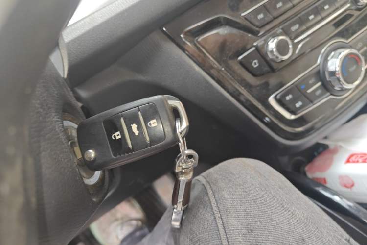 Used CHANGAN Alsvin V7 2015 1.6L Manual Enjoyment Model China IV Standard Vehicle Key