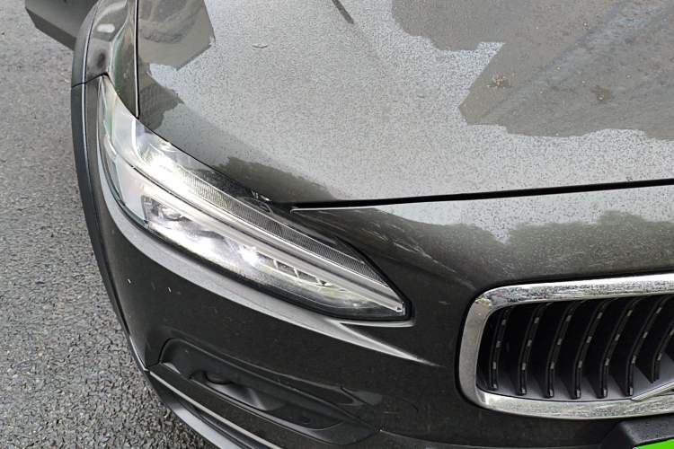 Used Volvo V90 2021 Cross Country B5 AWD Smart Range Edition