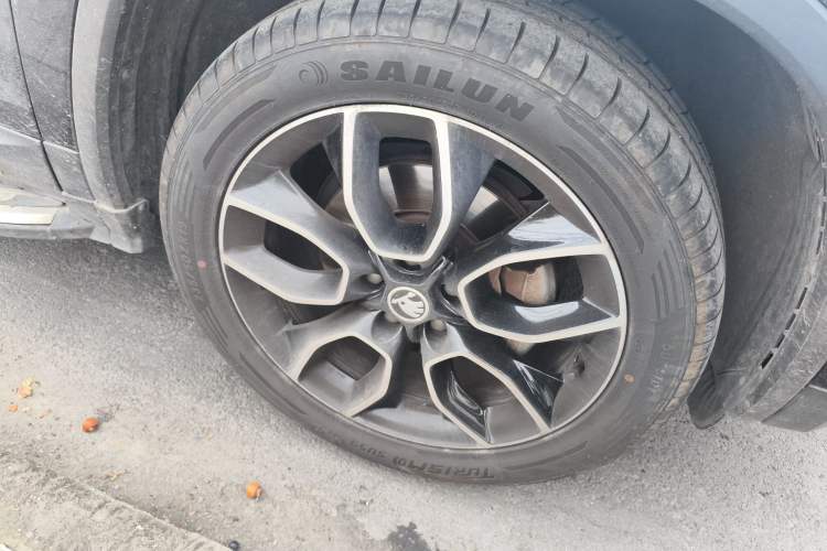 Used Skoda Kodiaq 2019 Facelifted TSI330 7-Seater Two-Wheel-Drive Luxury Enjoyment Edition China VI Standard
