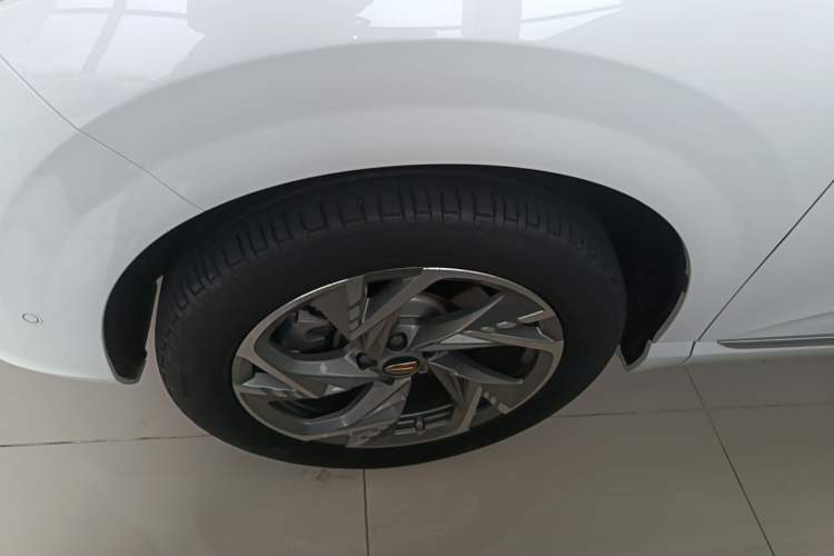 Used Hongqi HS3 2023 2.0T All-Wheel-Drive Youwei Version