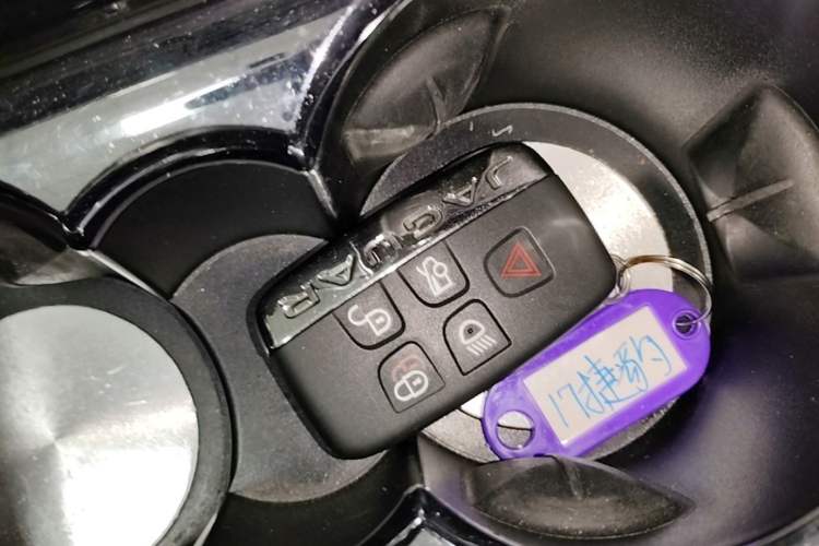 Used Jaguar XJ 2016 XJL 2.0T Two-Wheel-Drive Elegant Business Edition