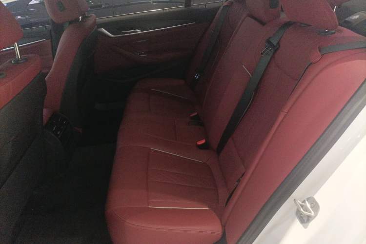 Used BMW 5 Series 2023 530Li Leading Model M Sport Package Left Rear Seat