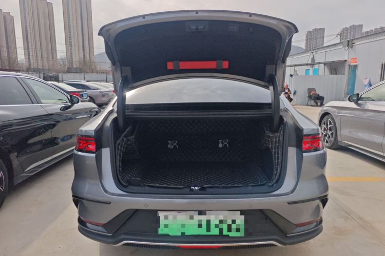 Used BYD Han 2022 EV Genesis Edition 715KM Front-Wheel-Drive Prestige Model